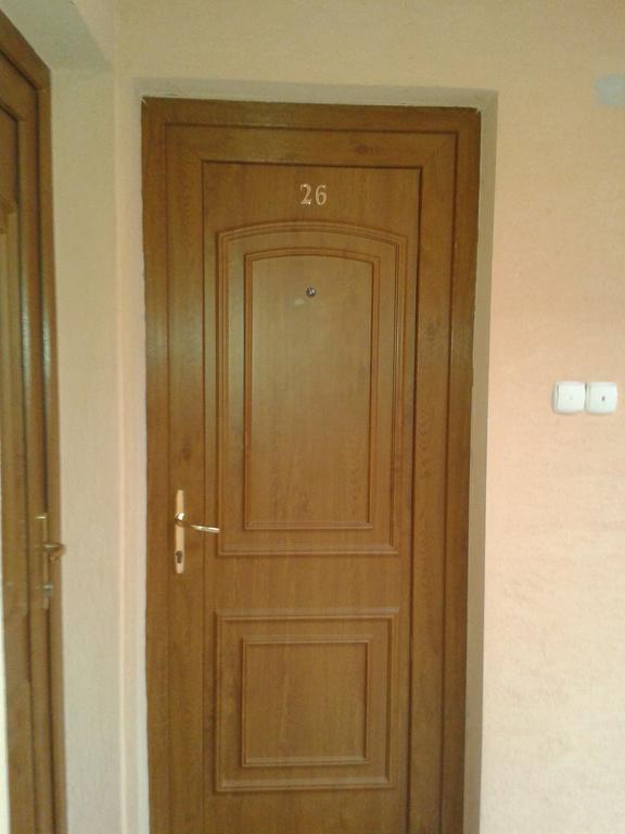 Park Setany Apartman Балатонлелле Экстерьер фото
